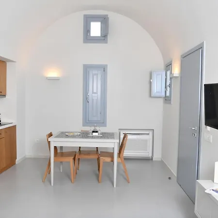 Nova Luxury Aparthotel