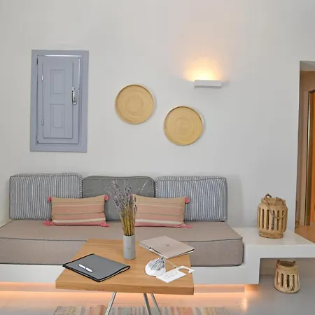 Nova Luxury Aparthotel Pyrgos Kallistis