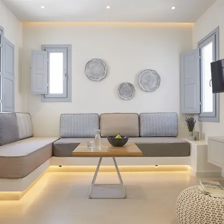 Ξενοδοχείο με διαμερίσματα Nova Luxury 4*