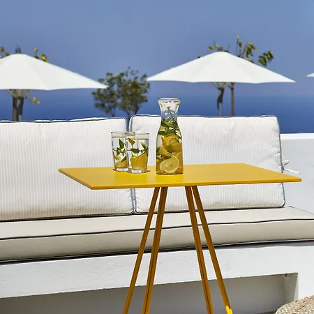 Nova Luxury 4* Pýrgos