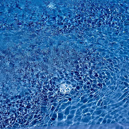 Nova Luxury Aparthotel