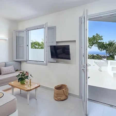 Ξενοδοχείο με διαμερίσματα Nova Luxury 4*