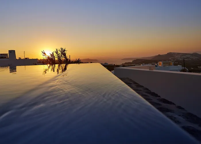 Nova Luxury Aparthotel 4*