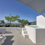 新星奢华套房酒店