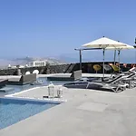 新星奢华套房酒店 公寓式酒店 Pýrgos