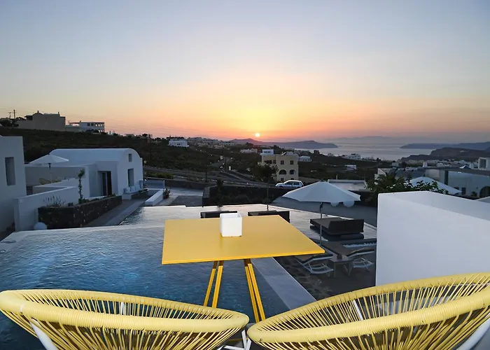 Nova Luxury Aparthotel Pýrgos