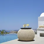 Nova Luxury Pýrgos