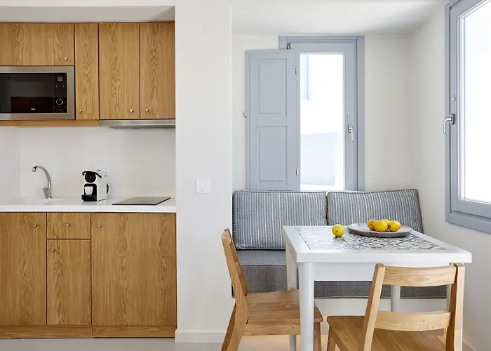 Apartmanhotel Nova Luxury Pírgosz