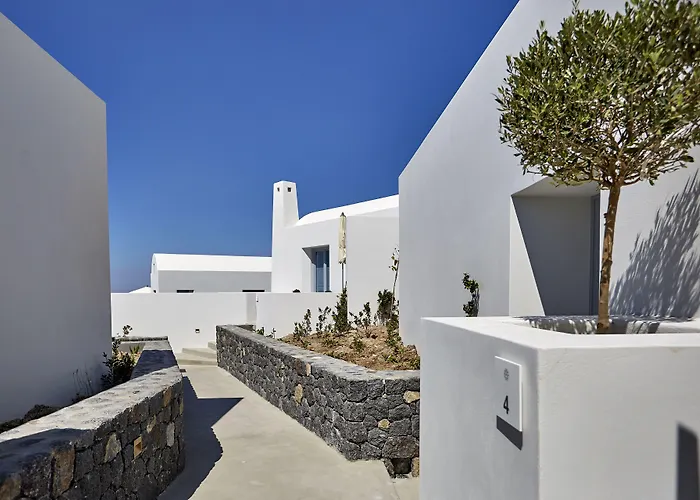 Nova Luxury Apartmanhotel 4*