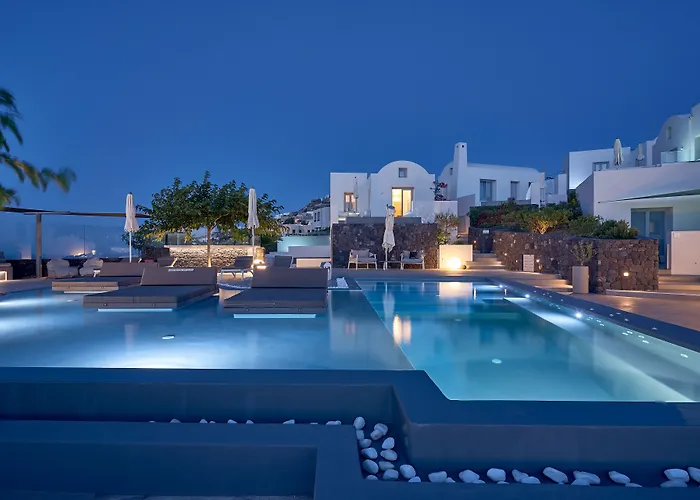 Nova Luxury Apartmanhotel 4*